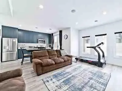 Cozy Two Bed Apartment contacts